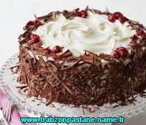 Trabzon Şeffaf çikolatalı çilekli yaş pasta